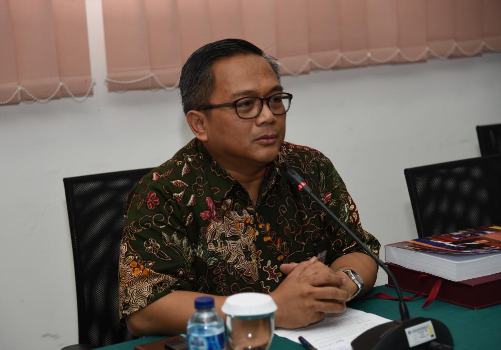 Dirjen SDPPI, Muhammad Budi Setiawan, menyampaikan terima kasih atas pencapaian kinerja jajarannya tahun 2015
