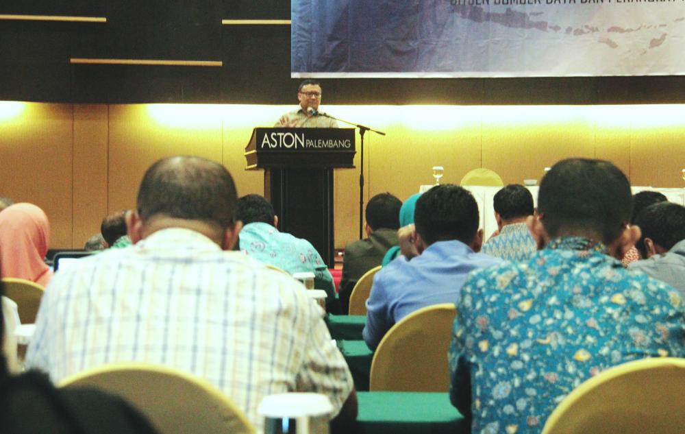 Direktur Pengendalian SDPPI Dwi Handoko ketika memberikan sambutan pada Evaluasi Kegiatan Monitoring dan Penertiban UPT Triwulan ke-2 di Palembang, Sumatera Selatan, Selasa (15/8).