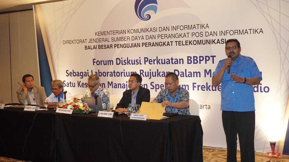 Dirjen SDPPI Ismail saat memberi sambutan dalam kegiatan diskusi