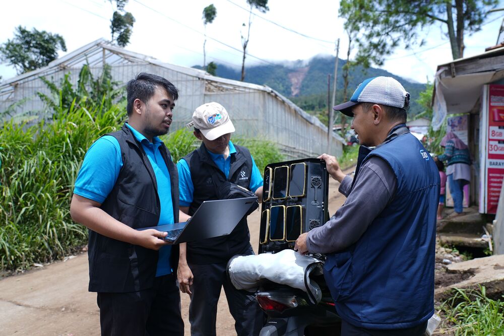 Ilustrasi: Komdigi Jaga Kualitas Sinyal di Tengah Penanganan Bencana Longsor Bandung Barat