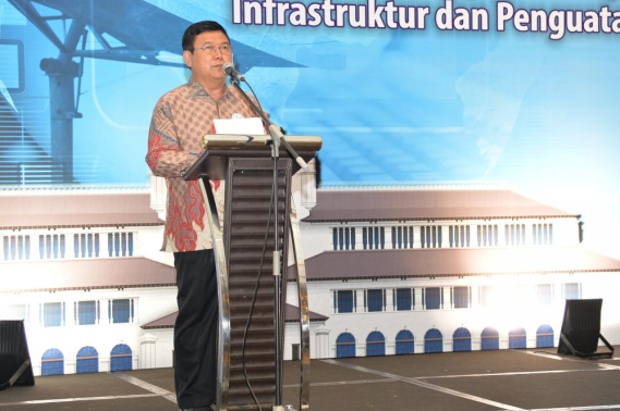 Ilustrasi: Sekditjen SDPPI, Sadjan saat memberikan sambutan pada Lokakarya Ditjen SDPPI 2017