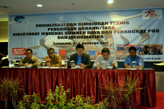 Ilustrasi: Staf Ahli Menteri Bidang Peningkatan Penggunaan Produk Dalam Negeri, Kementerian Perindustrian Dharma Budi saat menjadi pembicara pada Bimtek Pengadaaan Barang/Jasa Ditjen SDPPI (2/8). Bimtek diselenggrakan di Surabaya dihadiri peserta dari perwakilan UPT Ditjen SDPPI se Indonesia.