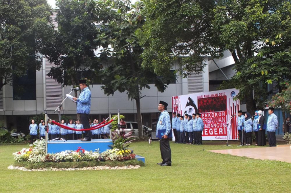 Ilustrasi: Menteri Kominfo Rudiantara membacakan amanat pada Upacara Peringatan Hari Pahlawan