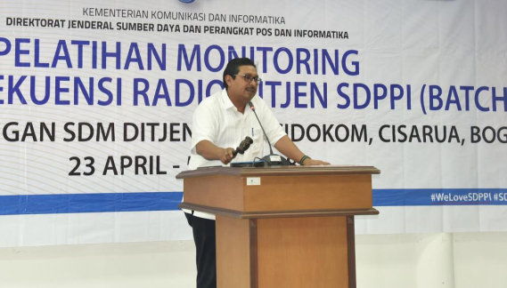 Ilustrasi: Dirjen SDPPI, Ismail ketika membuka Pendidikan dan Latihan Monitoring Frekuensi Radio Ditjen SDPPI di Cisarua, Bogor, Jawa Barat, Senin (23/4).