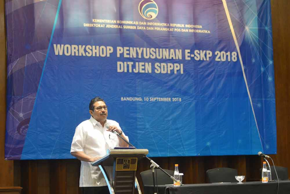 Ilustrasi: Ditjen SDPPI Ismail memberikan sambutan ketika membuka Workshop Penyusunan e-SKP Ditjen SDPPI di Bandung, Jawa Barat, Senin (10/9/2018).