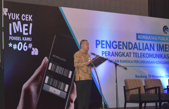 Ilustrasi: Direktur Pengendalian PPI, Ditjen SDPPI, Mochamad Hadiyana memberikan sambutan mewakili Dirjen SDPPI dalam Konsultasi Publik Pengendalian IMEI Perangkat Telekomunikasi Dalam Rangka Perlindungan Konsumen, di Bandung, Jawa Barat, Kamis (29/11/2018).