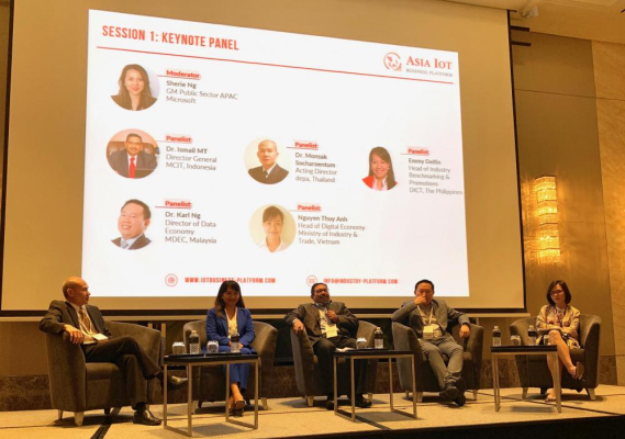 Ilustrasi: Dirjen SDPPI, Ismail, dalam Forum  “Regional Digital Leaders Panel – Accelerating ASEAN Digital Integration” di Singapura