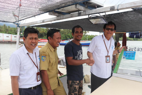 Ilustrasi: "Mari gunakan frekuensi  dan perangkat radio dengan benar, agar komunikasi nelayan lancar, aman  dan selamat sampai tujuan," ajak Kepala Balai Monitor  Spektrum Frekuensi Radio (SFR) Kelas II Mataram I Komang Sudiarta, kepada para nelayan peserta Sosialisasi Perizinan Maritime on the Spot (MotS) di Pelabuhan Perikanan Labuhan Lombok, Pringgabaya, Kabupaten Lombok Timur, Senin (2/3/2020).