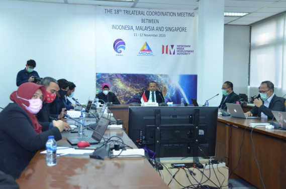 Ilustrasi: Tiga Negara Bahas Frekuensi Perbatasan