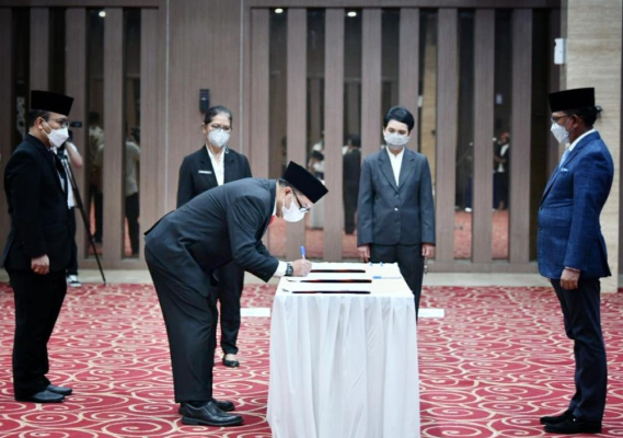 Ilustrasi: Tony Tovik Hidayat dilantik menjadi Kepala Balai Besar Pengujian Perangkat Telekomunikasi (BBPPT)