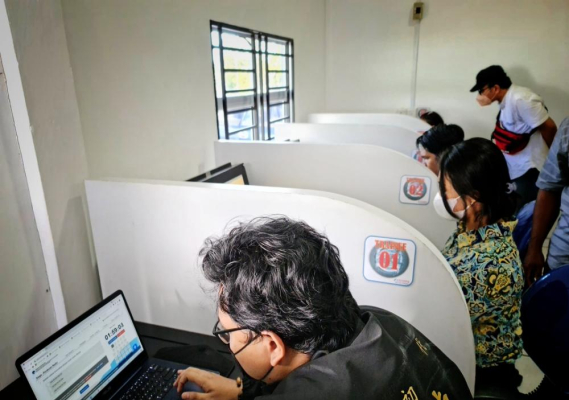 Ilustrasi: Balai Monitor Spektrum Frekuensi Radio Kelas II Batam selenggarakan  Ujian Negara Amatir Radio (UNAR) Reguler ketiga dengan  metode Computer Assisted Test (CAT) diiiuti oleh 12 peserta tingkat siaga. Batam (10/08/2020)