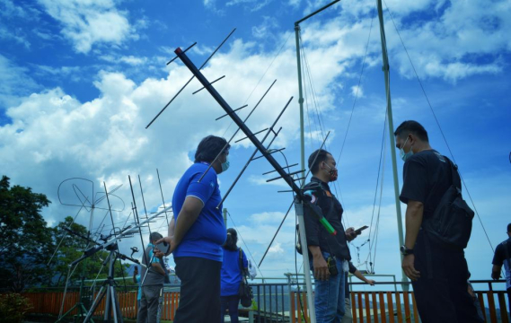 Ilustrasi: Balai Monitor Spektrum Frekuensi Radio Kelas II Manado selenggarakan Special Call  diikuti1.660 partisipan dari 59 negara guna  meriahkan peringatan Hari Bhakti Pos dan Telekomunikasi ke-76. Manado (27/09/2021)