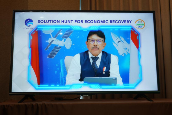 Ilustrasi: Menteri Kominfo Jhonny G. Plate memberi sambutan dalam Webinar Public Expose IoT Creation 2021 dan Winner Announcemen,  Kamis (30/09/2021).