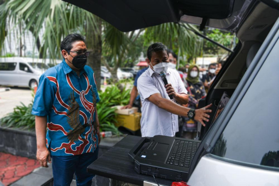 Ilustrasi: “Proses transformasi digital di Indonesia sedang bergerak. Saya harap seluruh perangkat yang terkoneksi dengan 5G dapat dimonitor dan dijaga,” kata Dirjen SDPPI Ismail pada peresmian Stasiun Mobil Bergerak di Halaman Utama Gedung Sapta Pesona, Kamis (14/10/2021).