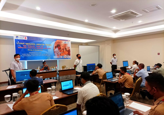 Ilustrasi: Balmon Manado selenggarakan Ujian Negara Amatir Radio (UNAR) berbasis Computer Assisted Test (CAT)  Kota Bitung diikuti oleh 46 peserta, Sabtu (30/10/2021).