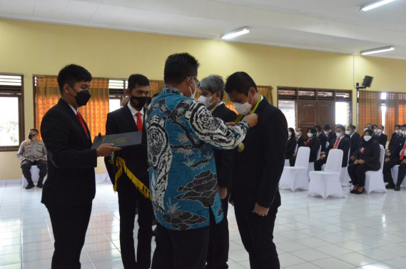 Ilustrasi: “Tahun 2021 sudah banyak target operasi dalam proses administratif. Ada ribuan kasus berjalan, diharapkan pada 2022, kita dapat lebih berlari menyelesaikannya,” pinta Sekretaris Direktorat Jenderal Sumber Daya dan Perangkat Pos dan Informatika (Sesditjen SDPPI) Sabirin Mochtar, Rabu (8/12/2021),