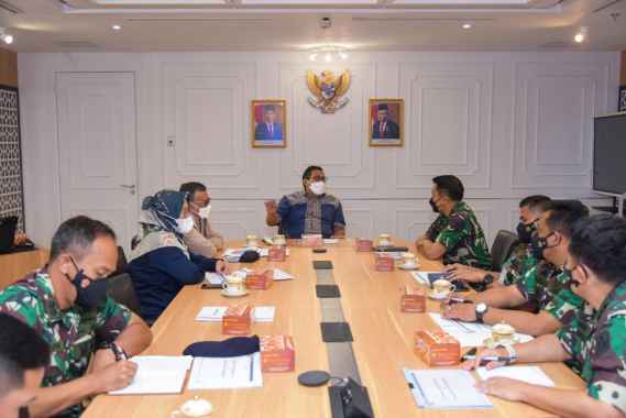 Ilustrasi: Dirjen SDPPI Gagas Pelibatan TNI AL Tertibkan Radio Nelayan