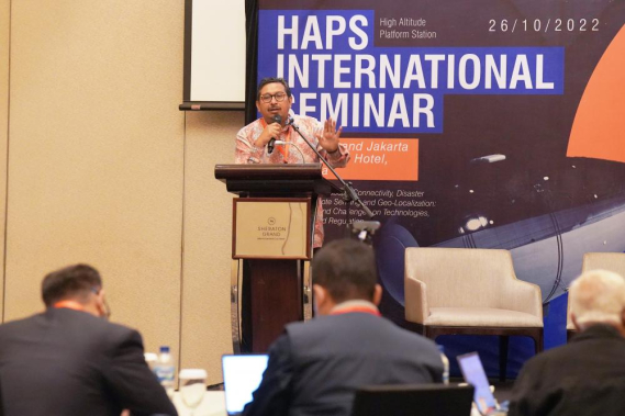 Ilustrasi: Dirjen SDPPI Ismail menyampaikan paparan dalam kegiatan Seminar HAPS International, Rabu (26/10/2022).