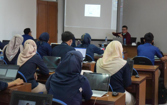 Ilustrasi: Ditjen SDPPI selenggrakan pelatihan content creator. Selasa (2/11/2022)