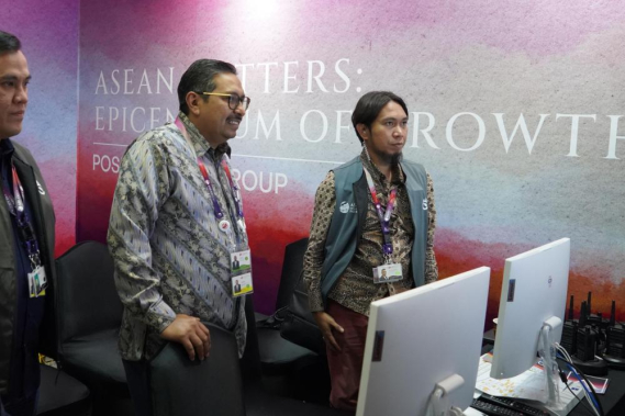 Ilustrasi: Dirjen SDPPI Ismail melakukan pengecekan kesiapan infrastruktur telekomunikasi di lokasi kegiatan KTT Asean di JCC, Jakarta.