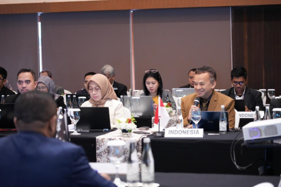 Ilustrasi: Direktur Penataan Sumber Daya Ditjen SDPPI, Denny Setiawan (kanan) saat pembukaan Technical Coordination Meeting antara Republik Indonesia dan Papua Nugini yang diadakan di Hotel Indonesia Kempinski Jakarta. Kamis (25/04/2024)