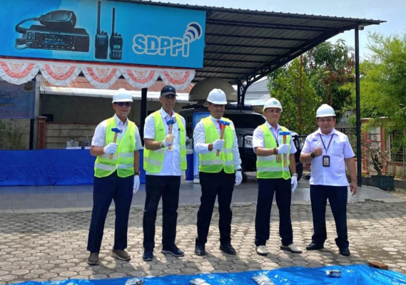 Ilustrasi: Balmon Aceh Musnahkan Perangkat Radio Telekomunikasi Ilegal