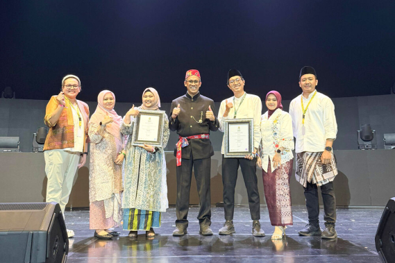 Ilustrasi: Ditjen Infrastruktur Digital Raih 2 Gold Award di Ajang Kompetisi  “The Best Contact Center Indonesia 2025”